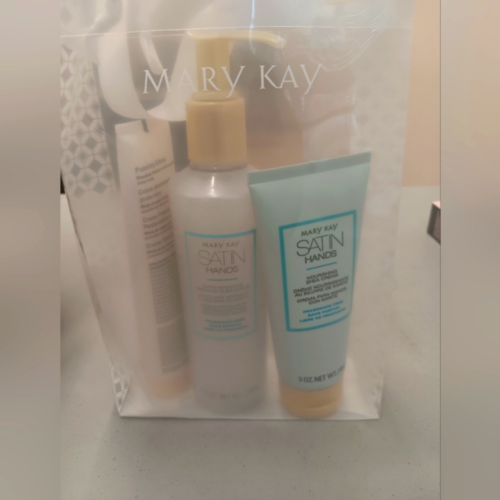 Mary Kay Satin Hands